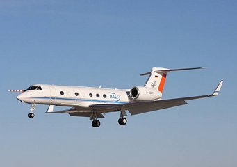 Die Sensoren von HALO ermöglichen umfangreiche Untersuchungen der Prozesse in der Atmosphäre Flugzeug in der Luft